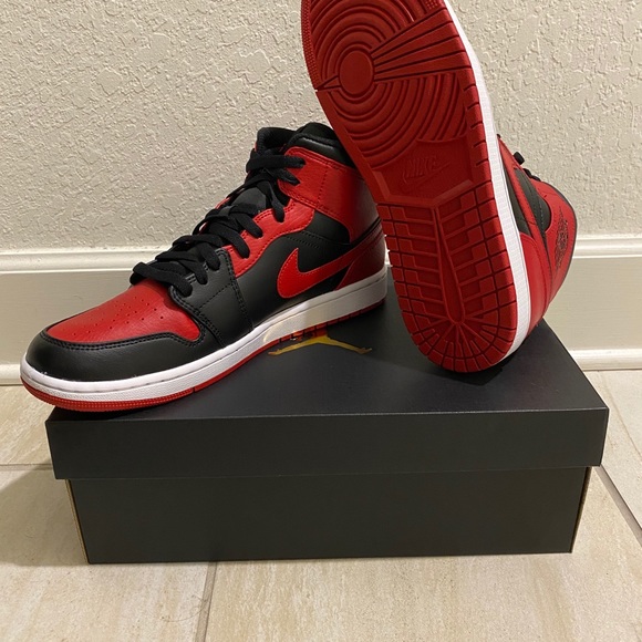 Jordan mid banned - Picture 2 of 4